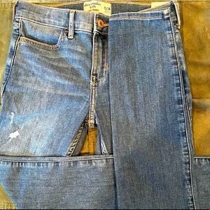 Abercrombie & Fitch- girls ripped pants